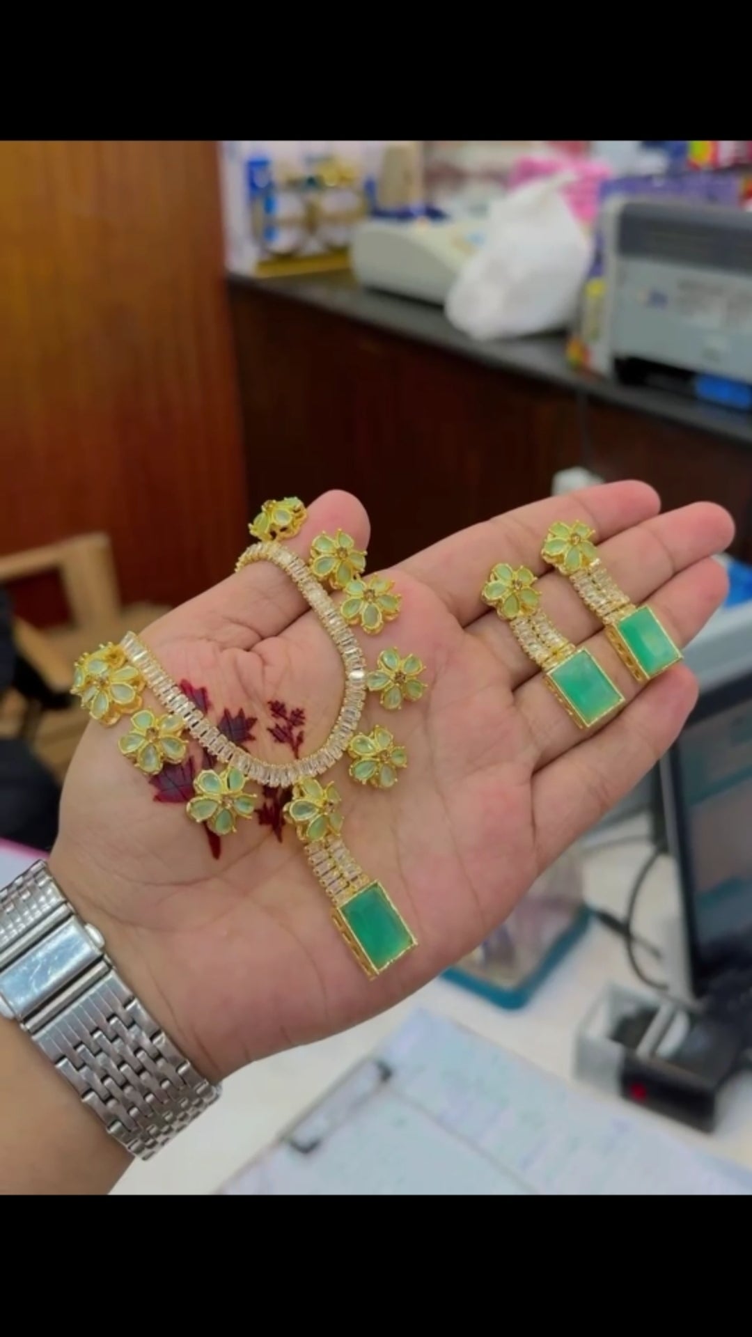 Fashion Jewelry Set (Necklace + Earrings)