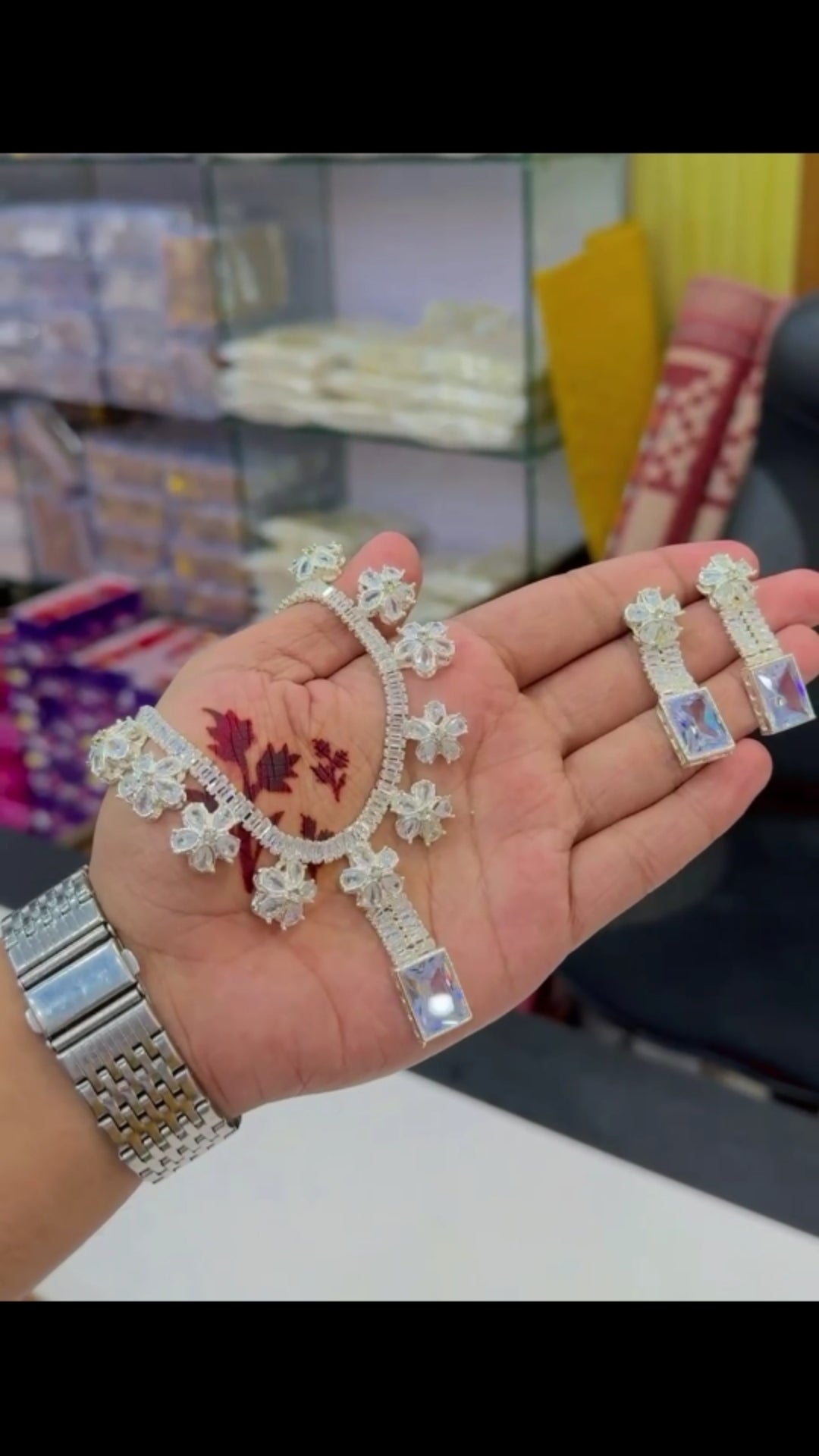 Fashion Jewelry Set (Necklace + Earrings)