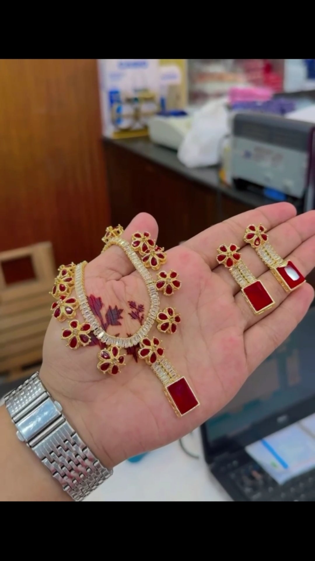 Fashion Jewelry Set (Necklace + Earrings)