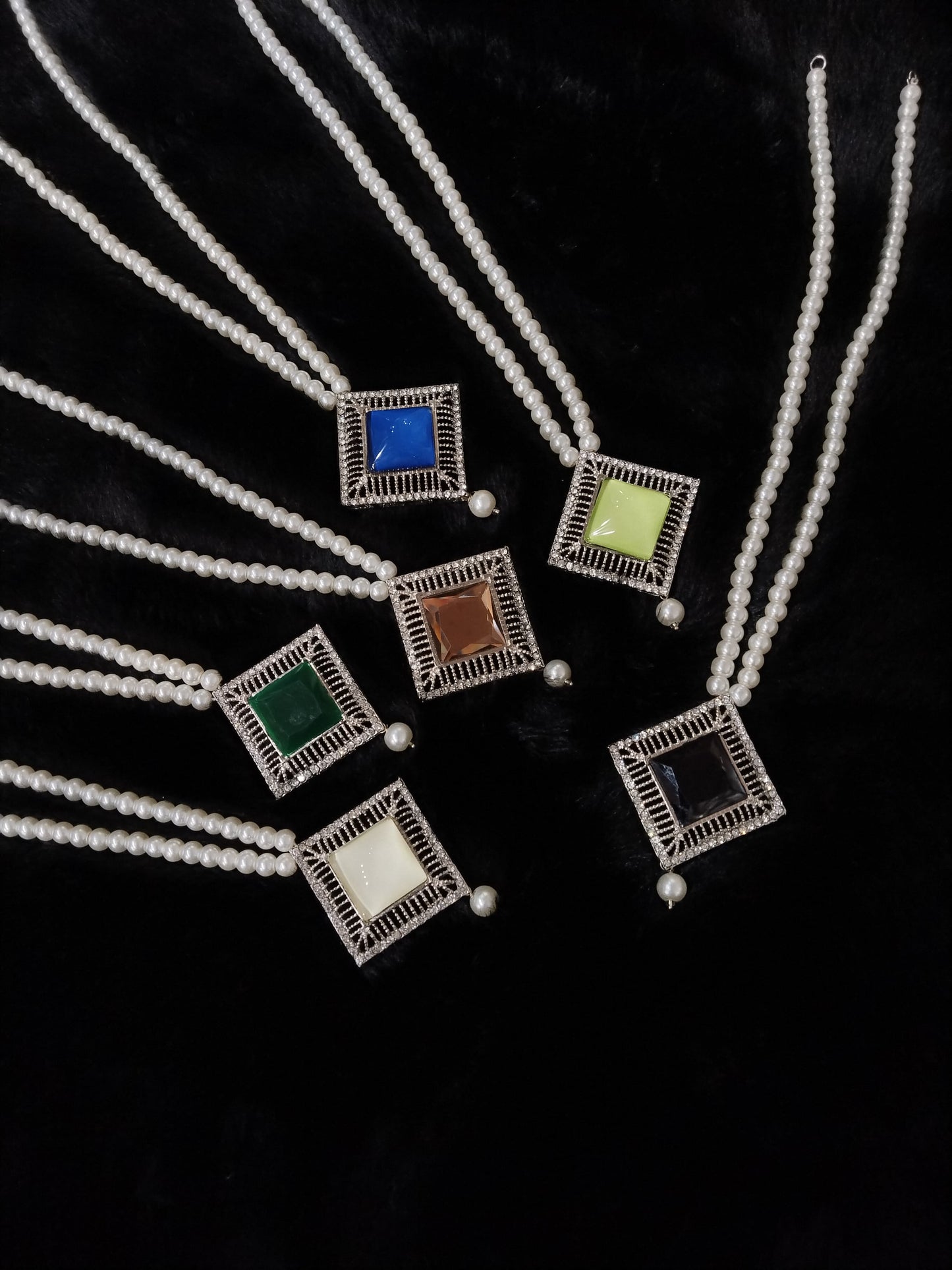 Rani Roop Set (Different Designs)
