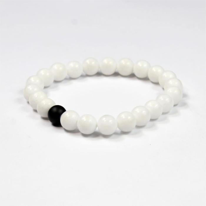🤍 White Beads Bracelet – Adjustable Unisex Wristband for Men & Women
