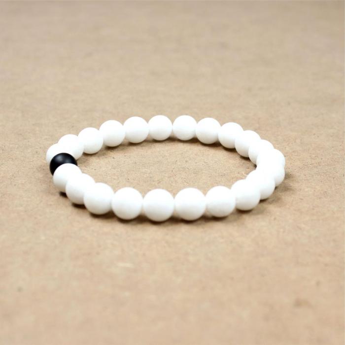 🤍 White Beads Bracelet – Adjustable Unisex Wristband for Men & Women